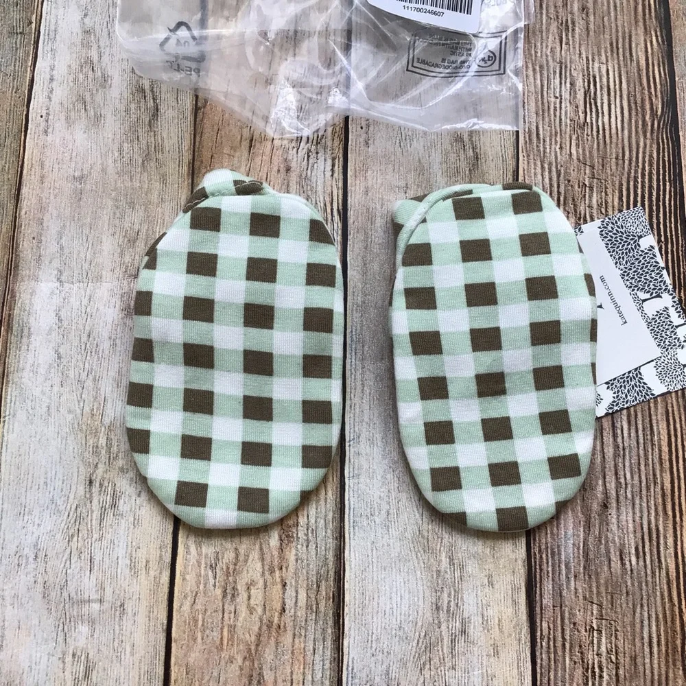 NWT Kate Quinn Green Gingham Tie Booties
